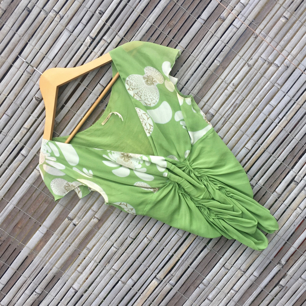 VINTAGE . MAX STUDIO . SILK TOP . ⚠️IMPERFECT⚠️ - Picture 2 of 8